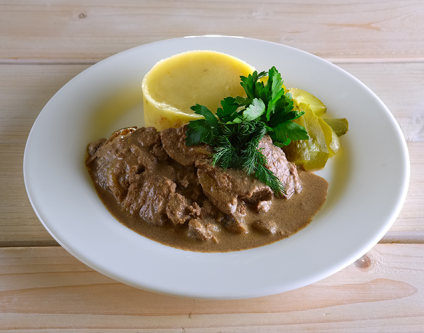 Do: Gekochtes Rindfleisch mit  Meerrettichsoße